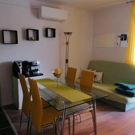Apartment Poldrugo Cres Exterior photo