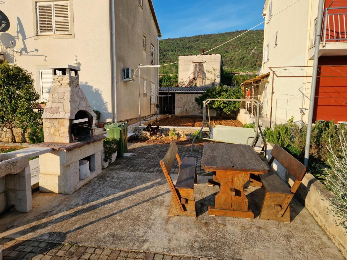 Poldrugo Apartmán *